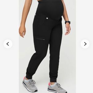 FIGS Zamora Maternity Jogger Scrub Pants